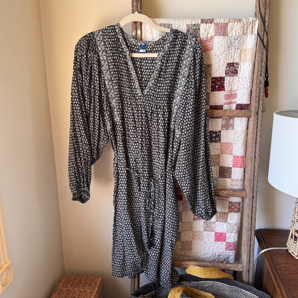 Old Navy Oversized Long-Sleeve Printed Mini Swing Dress